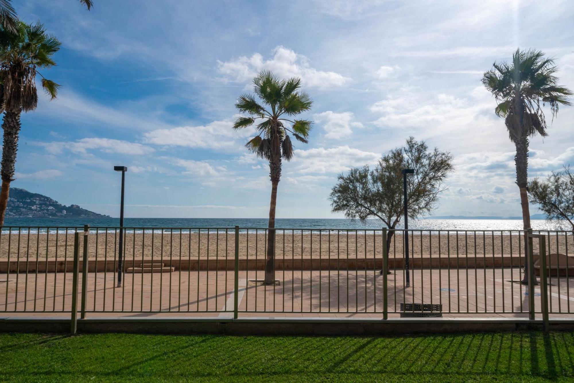Welhomy Magnifique Appartement Santa Margarida Roses Estany Exterior foto